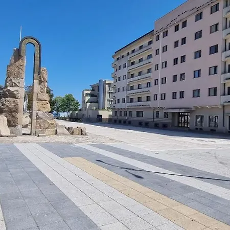 Appartement La Malul Marii 3 & Living Mangalia